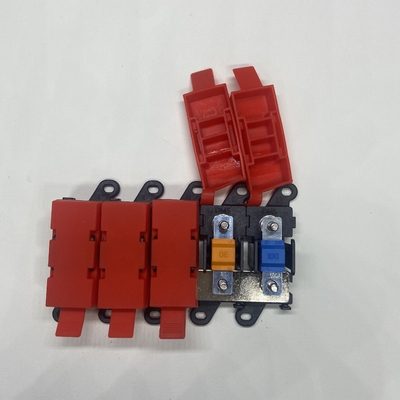 Một trong nhiều kết hợp ra của các nút nhỏ cố định Fuse Holder