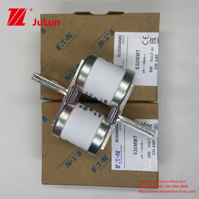 690V Năng suất định số BUSSMANN 630MMT Chất bảo hiểm ô tô gốm với thiết kế ổ cắm đĩa phẳng đôi cho cài đặt M6/M8