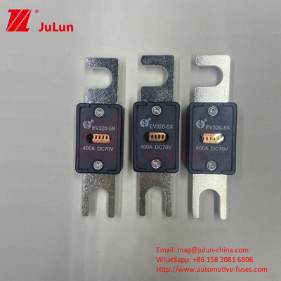 EV Electric Vehicle Fuse Boxed 70VDC Điện áp định số M6 Bolt loại 250A EV320-5C