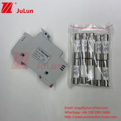 Fuse silicon cho Photovoltaic Bus Box 30kA Khả năng phá vỡ Điện áp định số 1000VDC/1500VDC/500VDC