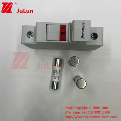 1500VDC Solar PV Fuse Holder với Fuse cho các ứng dụng Inverter quang điện mặt trời