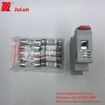 Bảo vệ quang điện mặt trời RT18-32 15A 20A 32A Cụm bộ an toàn với chỉ số LED cho S