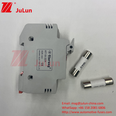 30kA Capacity Breaking Solar Pv Fuse / Din Rail Solar Fuse Holder cho bảo vệ mô-đun