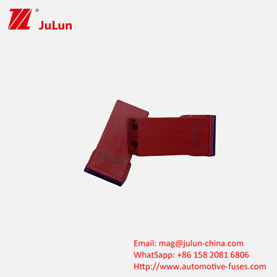 495 Fuse Box 20A30A40A50A60 Nhập khẩu ô tô nhỏ Square Fuse 32V 58V Cigarette lighter