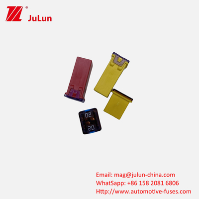 495 Fuse Box 20A30A40A50A60 Nhập khẩu ô tô nhỏ Square Fuse 32V 58V Cigarette lighter