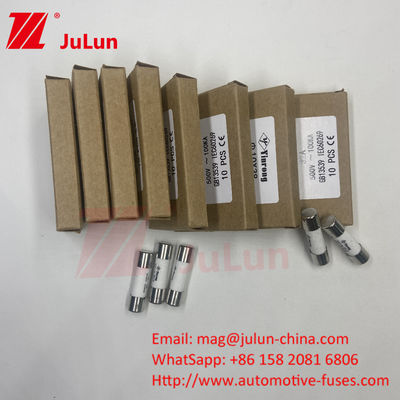 5A AC380V AC800VAC Ceramic Din Rail Solar Fuse Holder Năng lượng cao