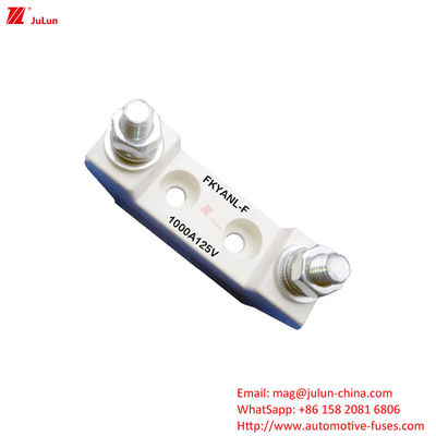 Plastic / Nylon Shell Điện áp định số dưới 125V Chiếc ghế an toàn xe điện trong xe buýt / tàu / xe tải / máy kéo