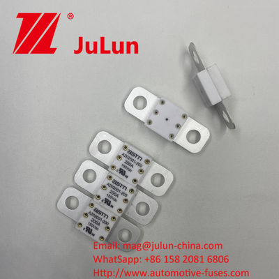 ASTM A202001-200A 150VDC Ceramic Car Fuses được đánh giá cho các ứng dụng hạng nặng