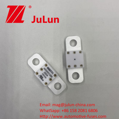 Pin xe A202001-150A 150VDC Cải thiện an toàn xe của bạn với các bộ an toàn xe gốm được khuyến cáo