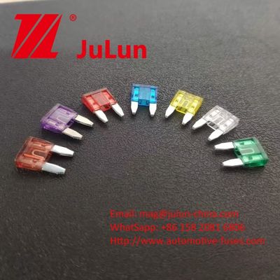 Ô tô Điện tử 30A Blade ô tô Fuses với và hiệu quả 32V 58V Xe hơi Xe buýt Tàu thuyền