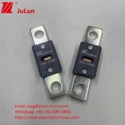 EV320-5C 300A 70VDC Fuses Blade ô tô với khoảng cách lỗ 51mm và chế độ cài đặt Bolt M8