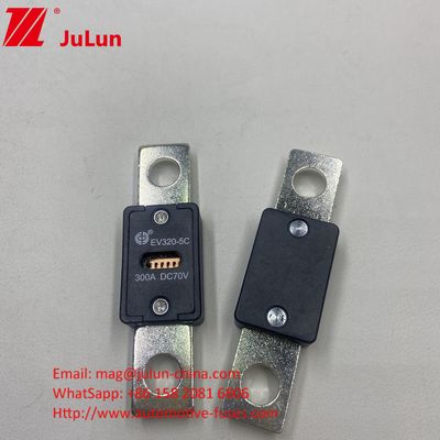 70VDC EV320-C Mini Blade Fuse 500A Đánh giá điện áp 51mm Khoảng cách lỗ