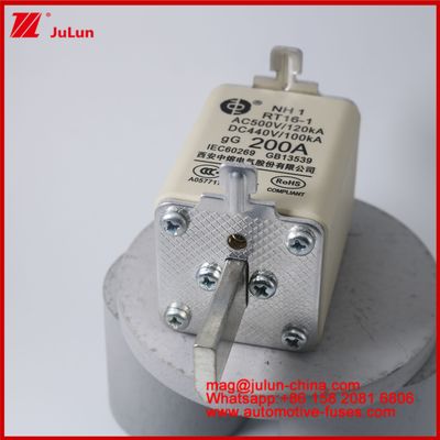 NH1 RT16-1 200A AC500V 120KA DC 440V 100KA Xe ô tô Ceramic Auto Fuses Blade Mount Cho xe EV / HEV Cỡ nhỏ Bảo vệ mạch ngắn hiện tại cao