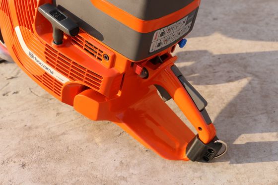 Máy cắt bê tông đường cứu hộ không bụi Saw Dust-free Rescue Cement Road Concrete Cutting Machine AC 1270 16inch