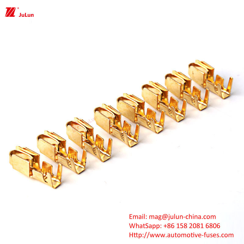Xe 30-500AMP Năng lượng định số 32V Xe tự động thiết lập lại bộ ngắt mạch BX2141A-1 Bộ phận hộp an toàn xe