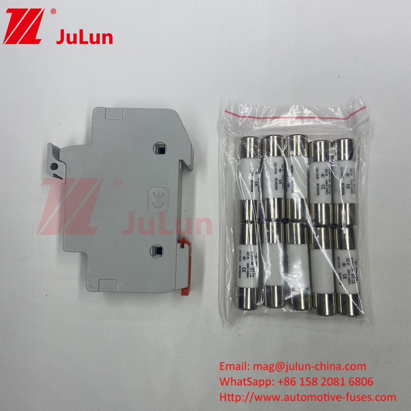 Fuse silicon cho Photovoltaic Bus Box 30kA Khả năng phá vỡ Điện áp định số 1000VDC/1500VDC/500VDC