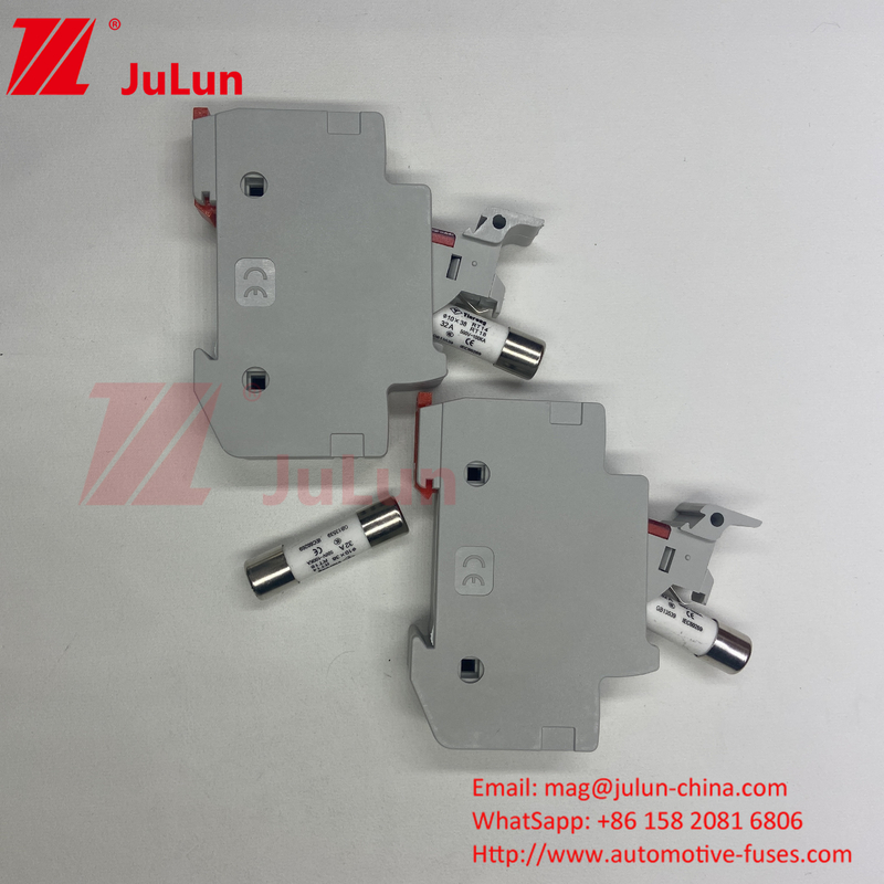 20A Solar PV Fuse Holder With Fuse For Photovoltaic Bus Box Nqqk RT16D-00 TPS DC hiện tại 80V 250A Fuse năng lượng mặt trời