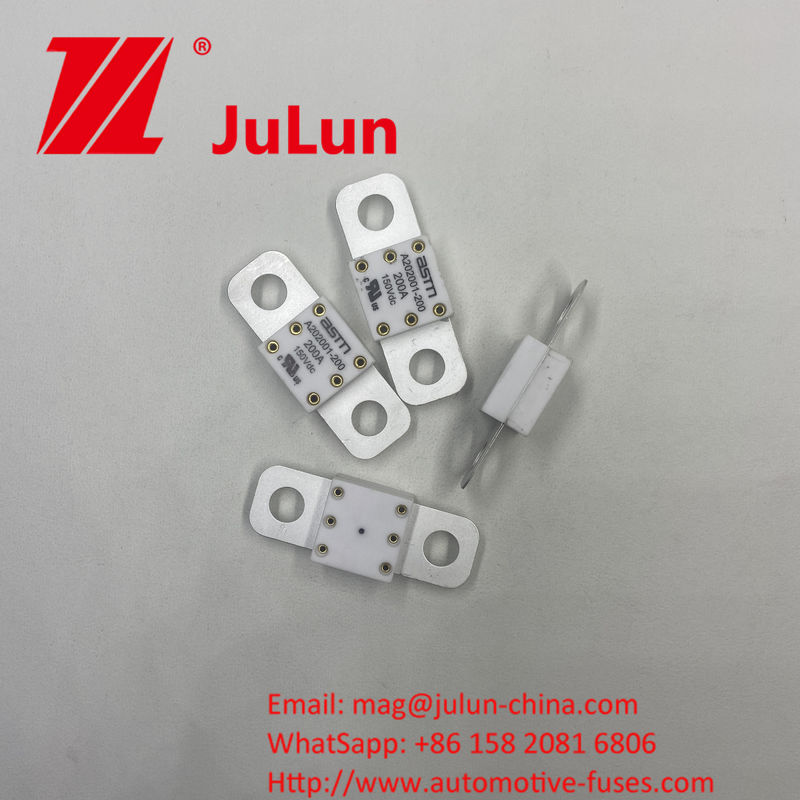 150VDC Đánh giá điện áp gốm A202001-500A Bộ an toàn ô tô với khoảng cách lỗ 39mm Được làm từ đồng bạc thạch anh cát và vàng