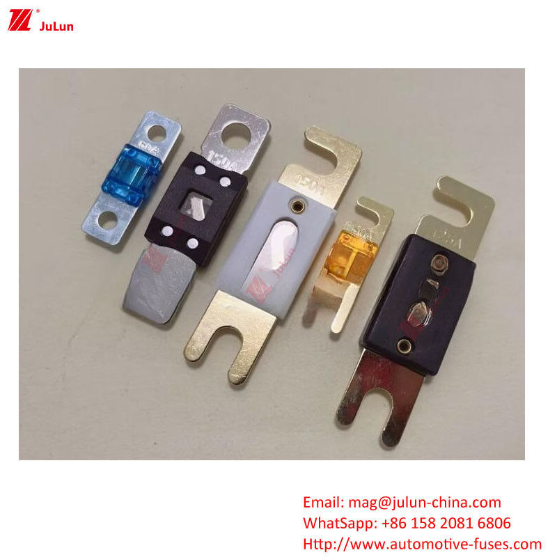 Bộ an toàn xe điện Điện áp định giá 32V In Line For Automotive Electronic Circuit Protection