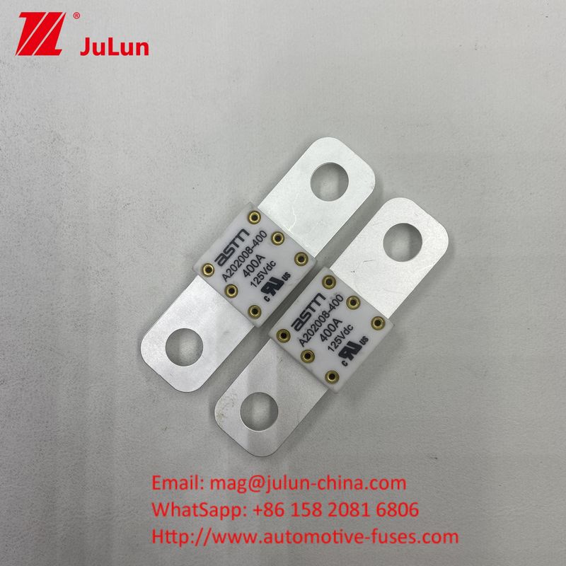 Bộ sạc pin ô tô mạnh mẽ Fuse ASTM A202008 150A 125VD Pin và khoảng cách lỗ 50,8mm