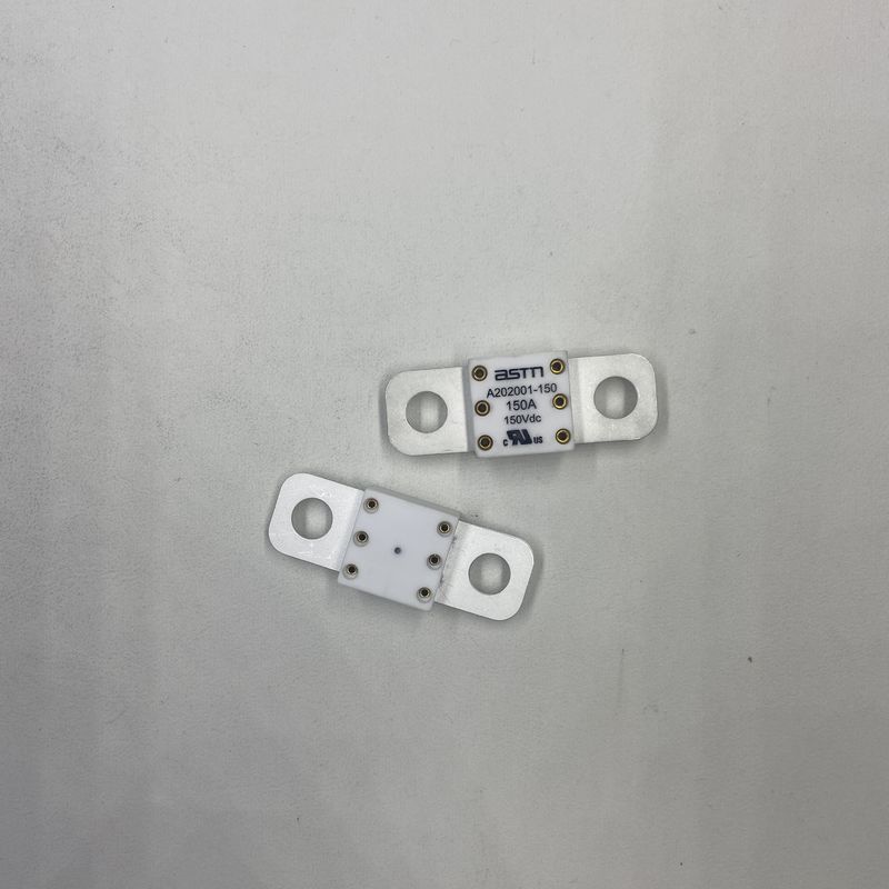 Bảo vệ 350A 150VDC Thiết bị bảo vệ xe ô tô bằng gốm có kích thước nhỏ Điện lượng cao Đề xuất mô-men xoắn chặt chẽ 11-13N·m