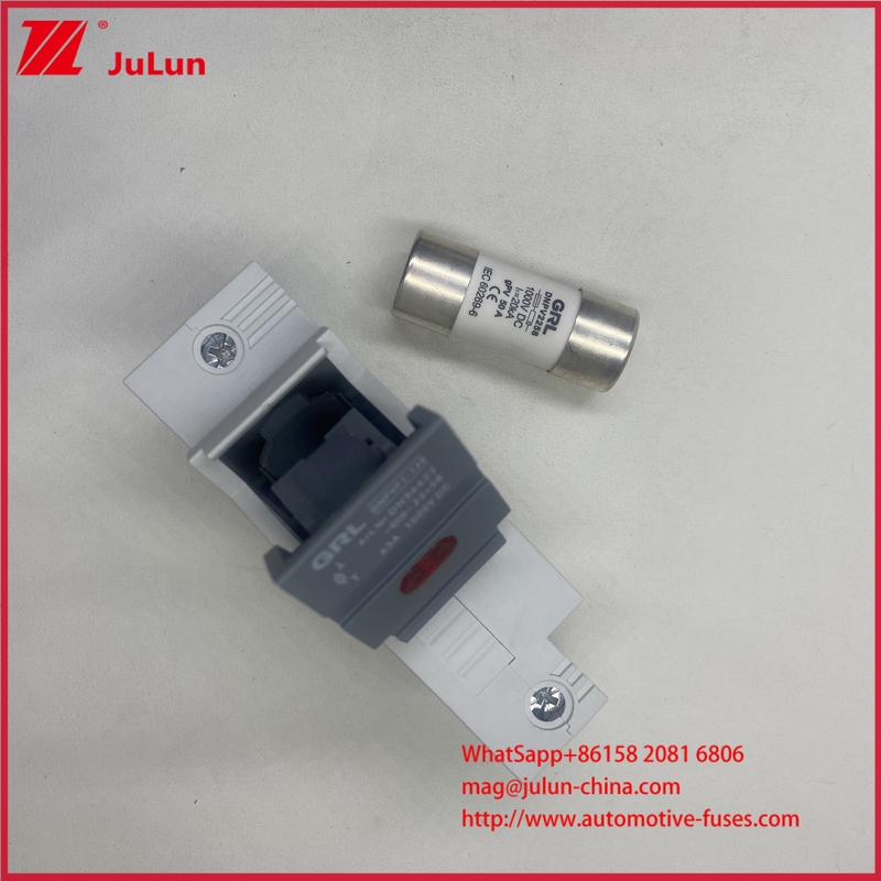 63A Photovoltaic Fuse holder 22*58mm 1000DC TUV CE Fuse Link Size cho tiêu chuẩn GB/T14048.3