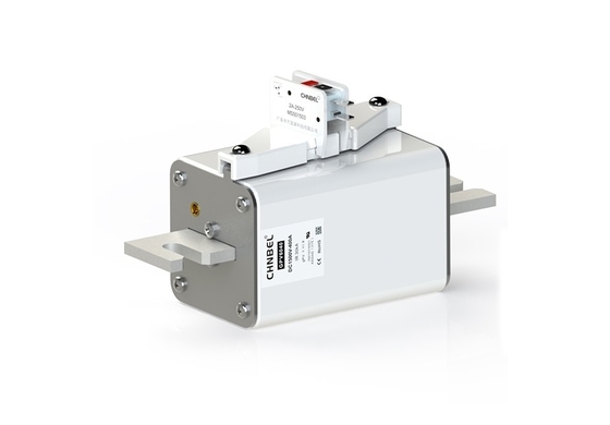 GPV603 630A 1500VDC Chuỗi Pv Cầu chì Loại bu lông Quang điện Điện áp hồ quang thấp