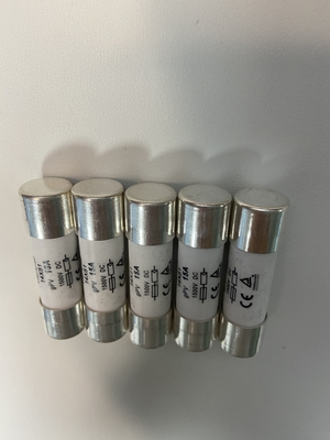 Cầu chì và cầu chì hệ thống năng lượng mặt trời hình trụ 14 * 51mm 25A 1500VDC