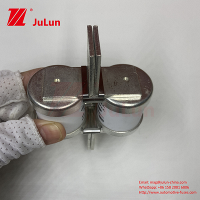 BUSSMAA 690V Năng lượng định số đồng gốm 630MMT Bộ an toàn ô tô 630A M6/M8 Cài đặt