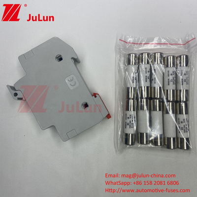 Nhà máy chuyên nghiệp BYPV-18 1pole 16a 1000v Chứng nhận Cylindrical Ceramic Fuse Với Capacity Breaking 30kA