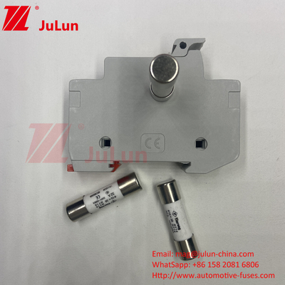 1500VDC Solar PV Fuse Holder với Fuse cho các ứng dụng Inverter quang điện mặt trời