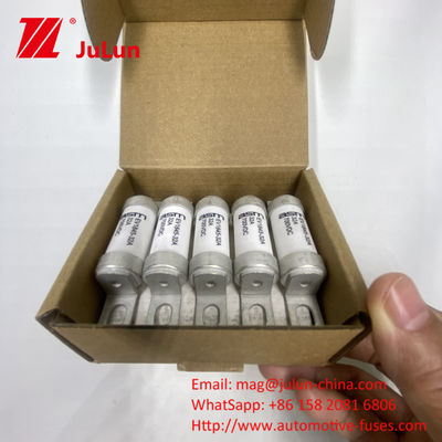 8A EV1845 700VDC Bolt Fuse EV Charger với ốc vít M8 M6 Lắp đặt và đầu cuối vít