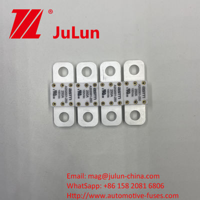 Lưu trữ năng lượng ô tô A202001 150A 150VDC Ứng dụng chuyển đổi điện năng Chất bảo hiểm ô tô gốm được định giá ở 150VDC 16-20KA 400A 500A