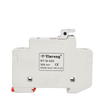 PV 10 * 38mm Bộ giữ bộ an toàn hình trụ với 32A 690V điện áp thấp